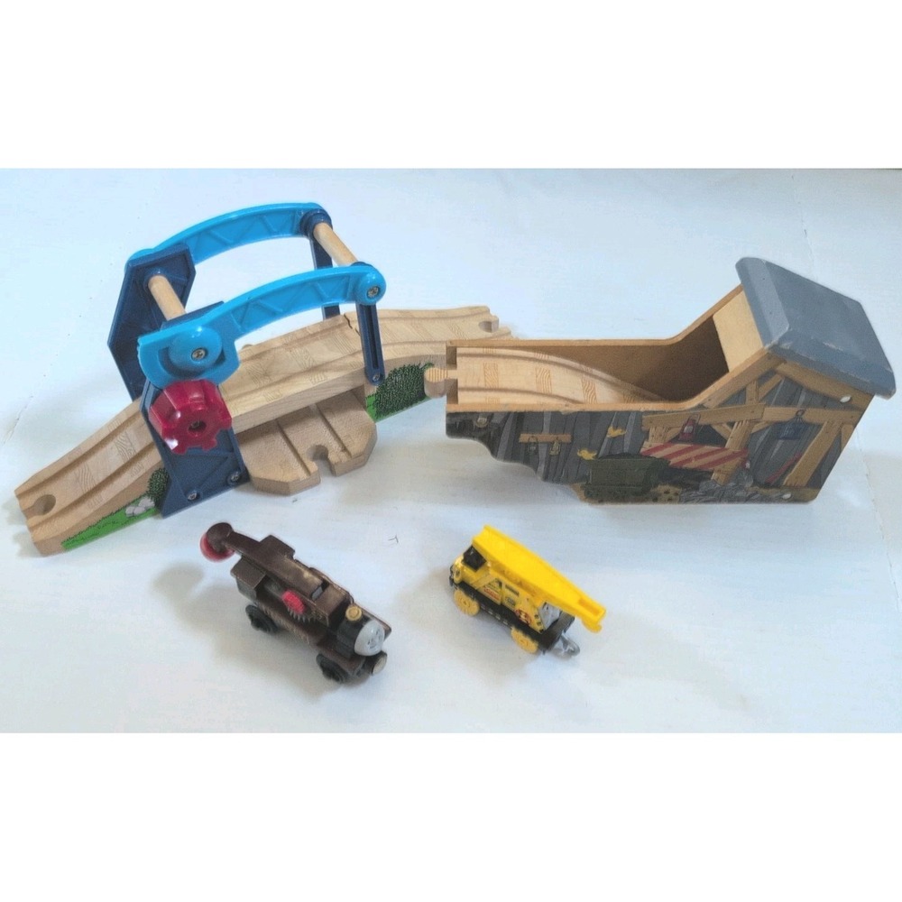 Thomas & Friends Wooden Railway Sling Bridge & Mine Tunnel w/ Harvey & Kevin Lot